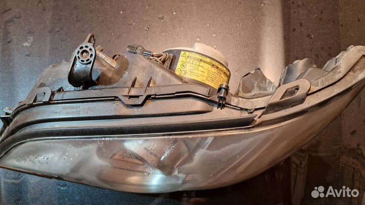 На subaru outbek 2007 фара левая
