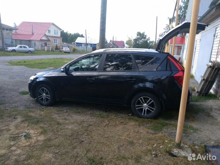 Пассажирские перевозки KIA ceed универсал