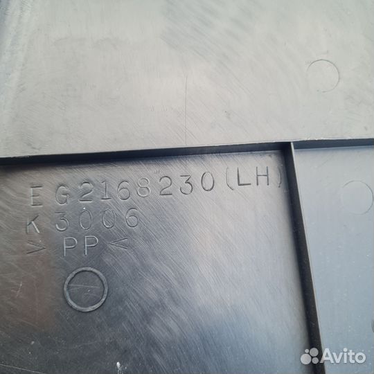 Обшивка стойки центральная левая Mazda CX-7