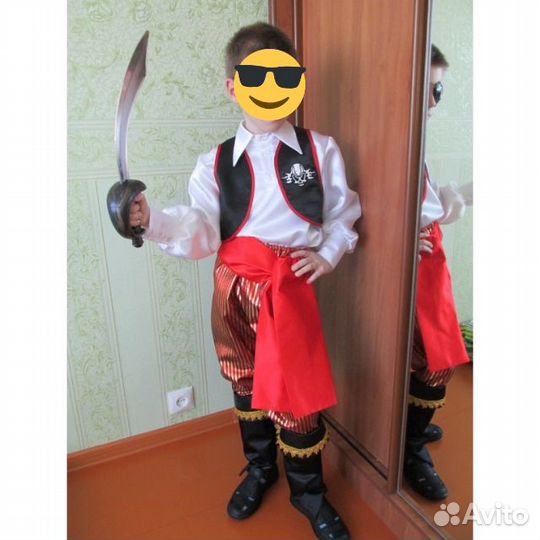 Нарядное платье