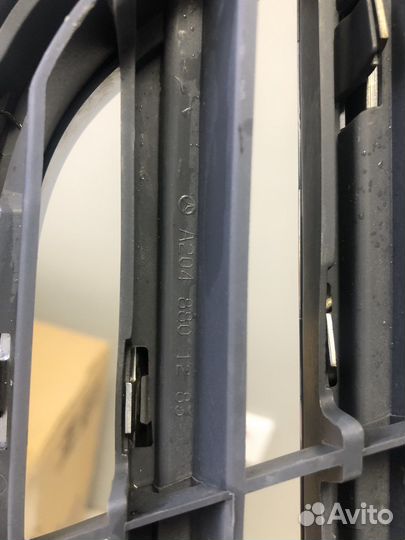 Решетка радиатора mercedes w204