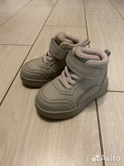 Ботинки для девочки 22 р