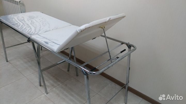 Кушетка косметологическая