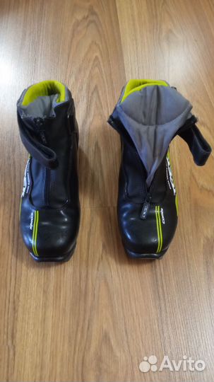 Лыжные ботинки 40 размер