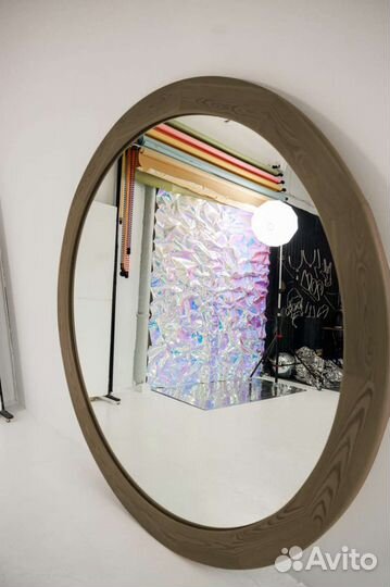 Умное зеркало с подсветкой