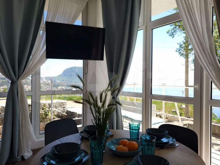 Квартира-студия, 38 м², 1/5 эт.