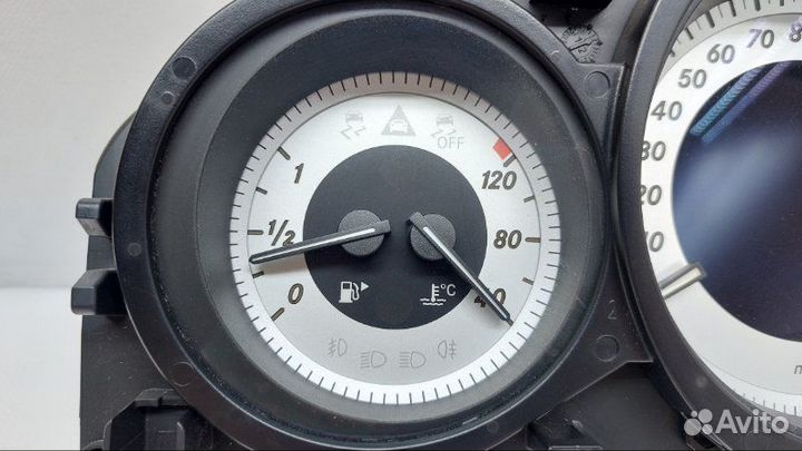 Щиток приборов Mercedes-Benz C W204 1.8 2012