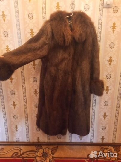 Шуба мутоновая с капюшоном