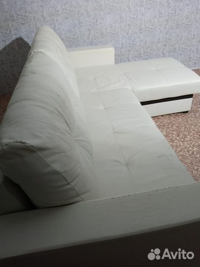 Угловой диван