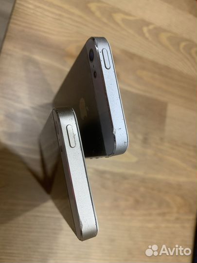 Телефон iPhone 5