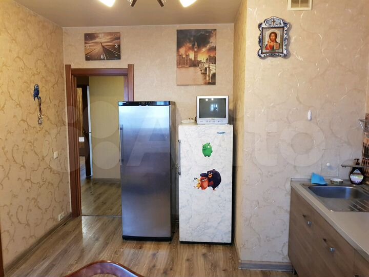 2-к. квартира, 56 м², 4/19 эт.