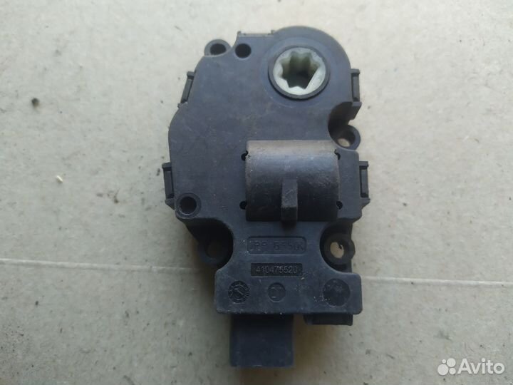 Сервопривод заслонки печки 410475520 Мерседес