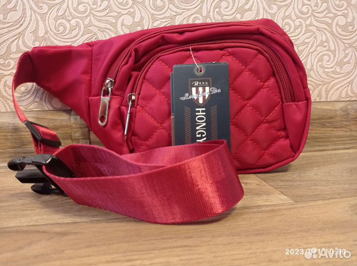 Многофункциональная сумка для девушки