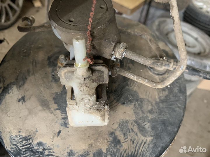 Вакуумный цилиндр Форд Фокус 1 сплит спорт