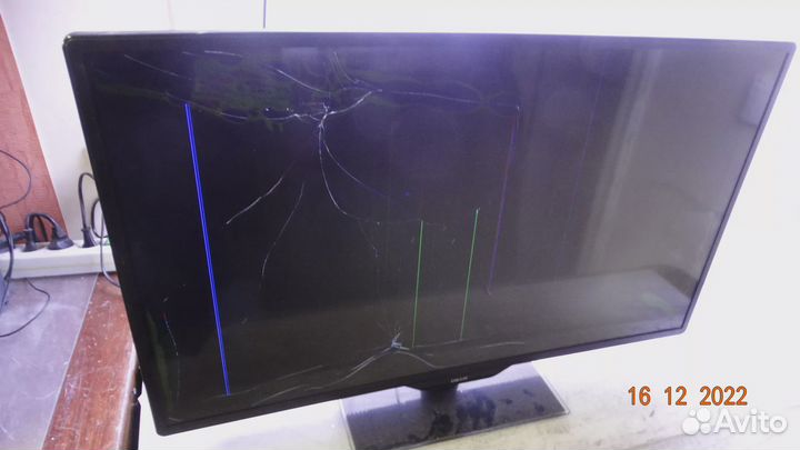 CV9203H-A42. Смотрите фото Погнут тюнер dexp H32B3