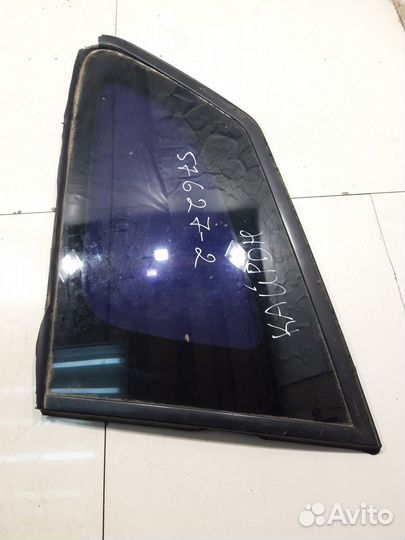 Стекло кузовное заднее правое глухое