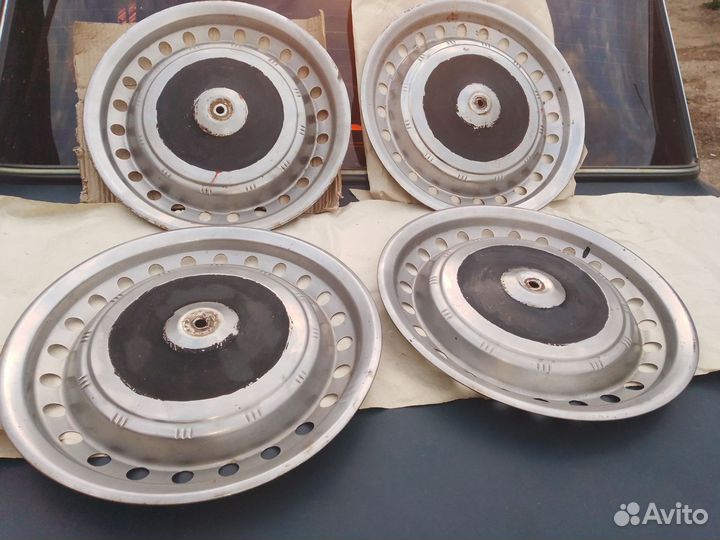 Колпаки колесные, нержавейка, оригинал Газ- Волга