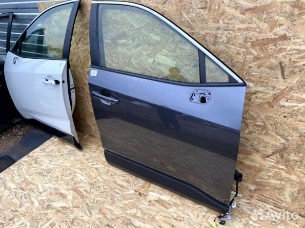 Дверь передняя правая toyota rav4 XA50