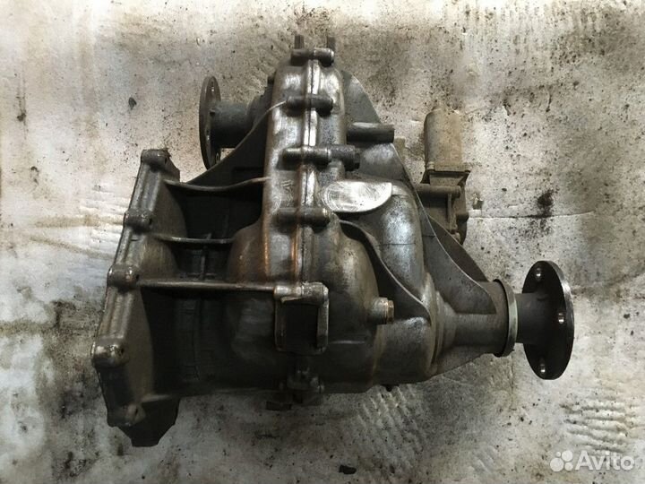 Коробка раздаточная (Infiniti QX56)