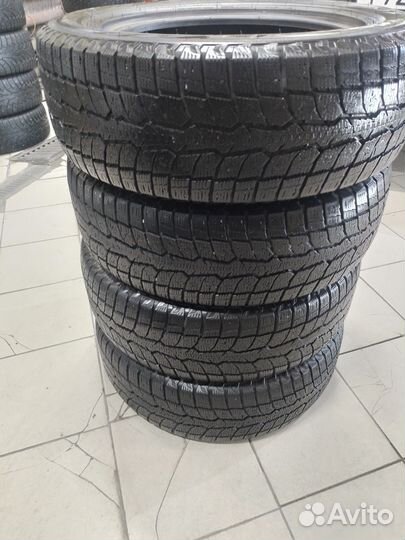 Toyo Observe Garit G6 225/65 R17