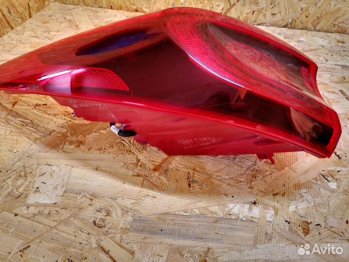 Фонарь задний левый kia sportage 4