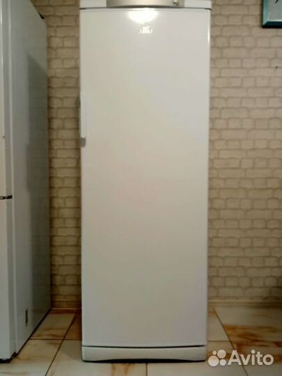 Морозильная камера indesit 7отделений(полок)