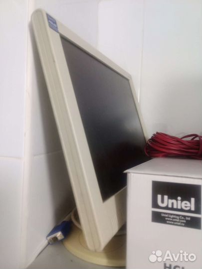 Монитор asus