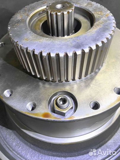 Гидромотор хода Hyundai R290LC-7H 31Q8-40040