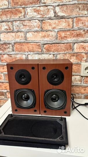 Активные колонки Sven SPS-611S