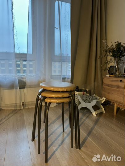 Табуретки для кухни бу