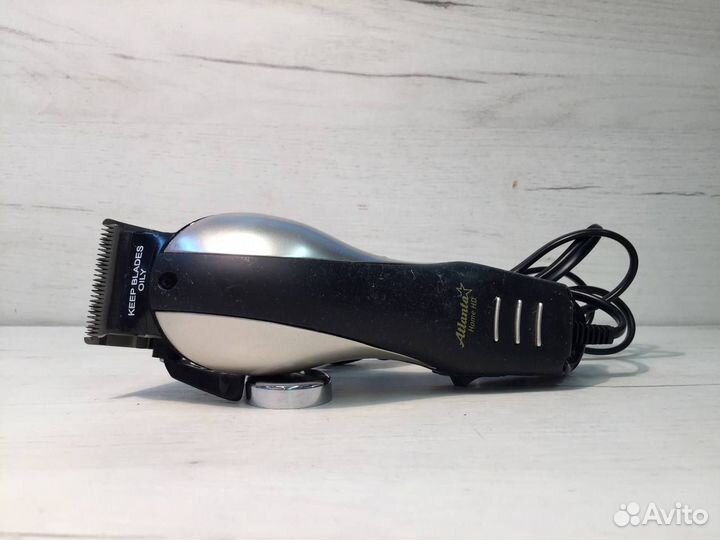 Машинка для стрижки волос