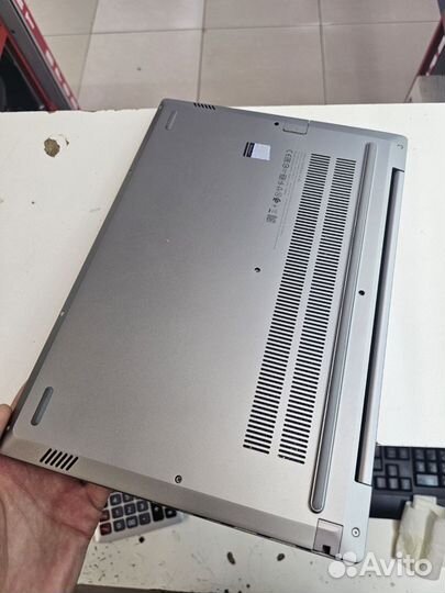 Lenovo thinkbook 14 i5-10g 8/256