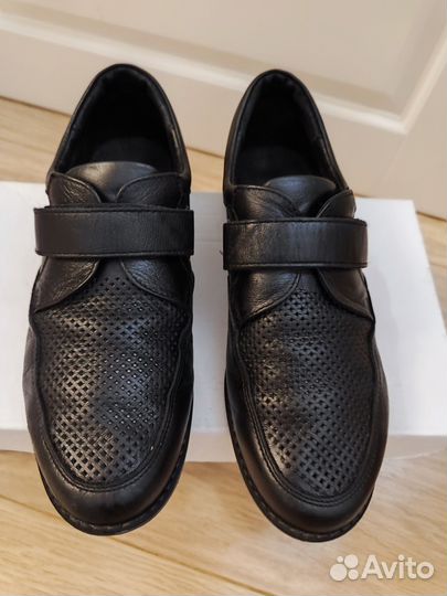 Туфли для мальчика (два вида)