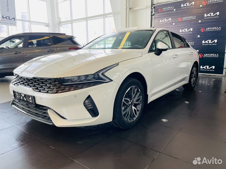 Kia K5 2.0 AT, 2022