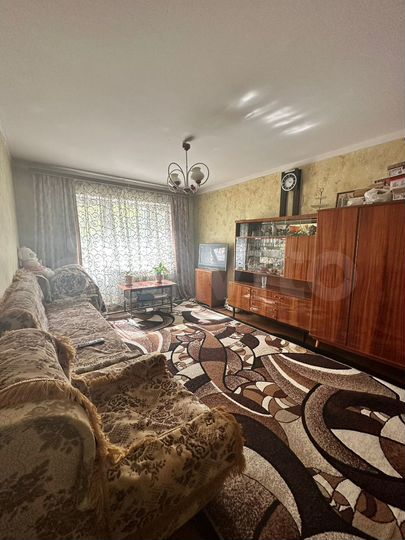 2-к. квартира, 52 м², 3/9 эт.