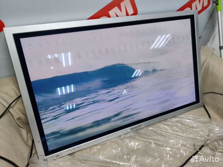 Плазменная панель Panasonic