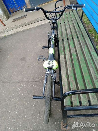 Трюковой велосипед BMX б/у