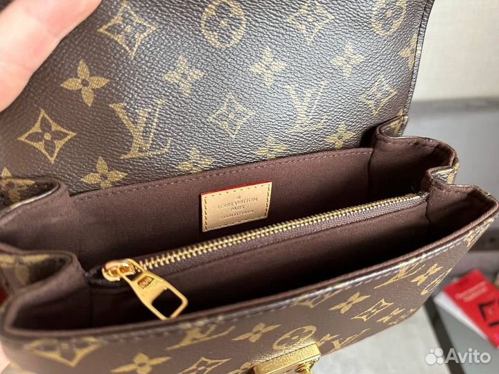 Сумка Louis vuitton pochette metis east west