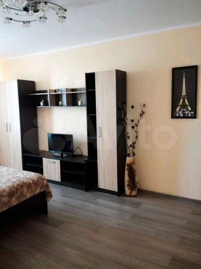 1-к. квартира, 42 м², 8/16 эт.