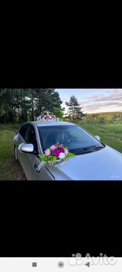 Свадебные украшения на машину