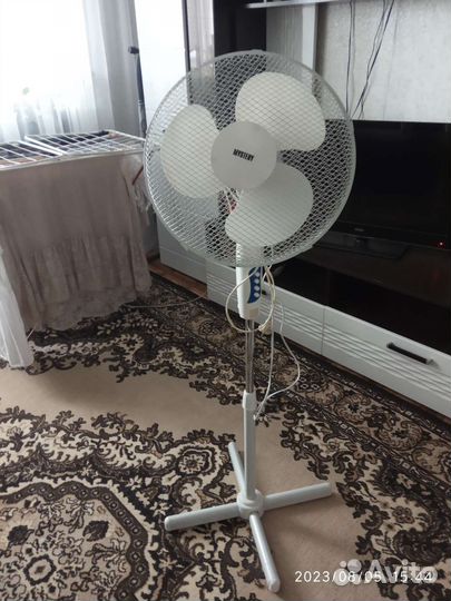 Вентилятор напольный