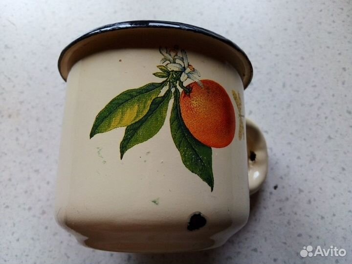 Эмалированная кружка