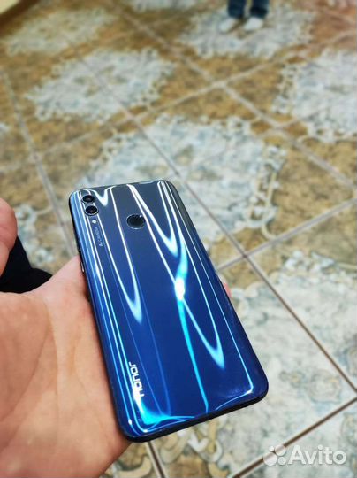 Телефон Honor 10 lite