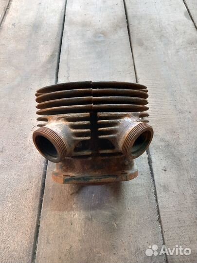 Поршневая мотоцикл панония