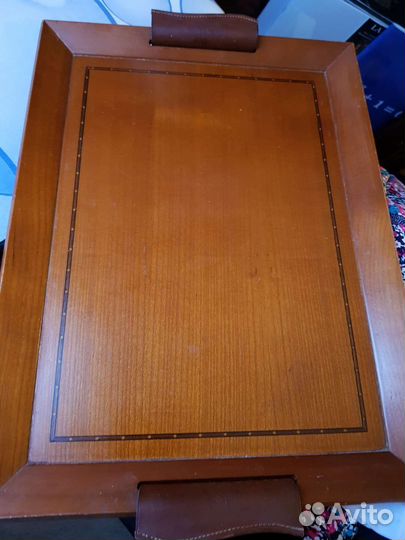 Поднос деревянный с кожаными ручками