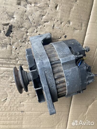 Генератор Рено 19