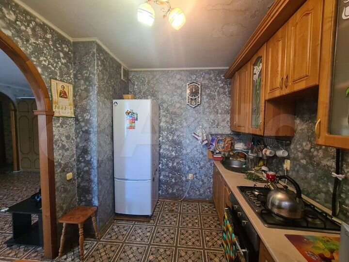 3-к. квартира, 65 м², 3/10 эт.