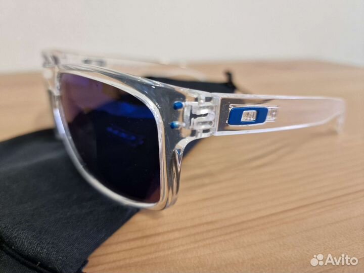 Очки солнцезащитные Oakley Holbrook