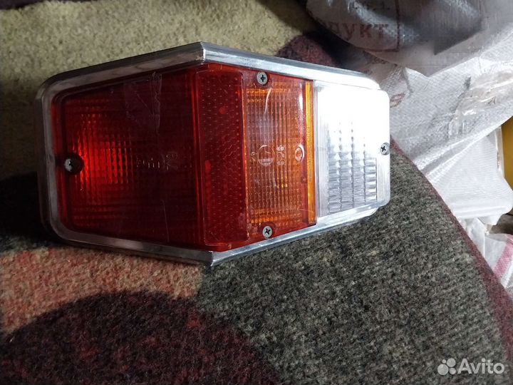 Задний фонарь на волгу