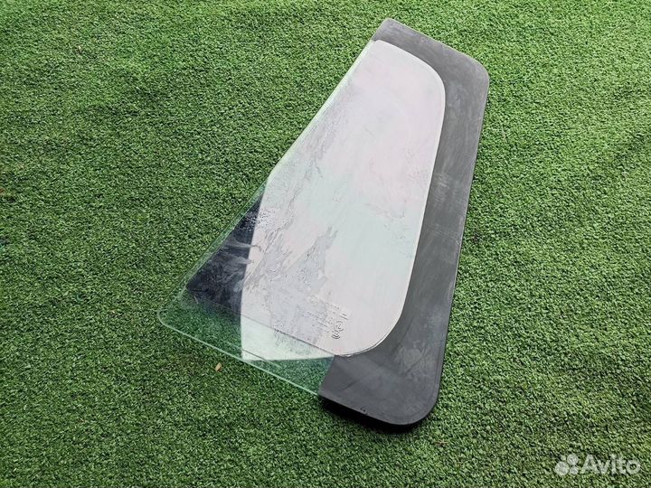 Стекло дверное заднее правое Chevrolet Cruze